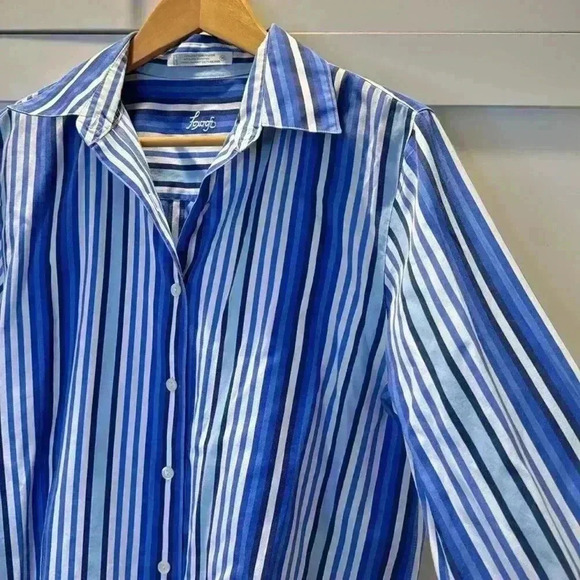 Foxcroft wrinkle-free Blue White stripe shirt Size 10 - Picture 5 of 9